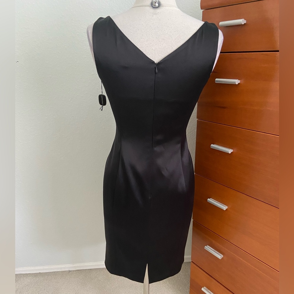 NWT Tahari Black Satin-like Cocktail Dress Size 8 Sleeveless Sheath - Picture 7 of 12